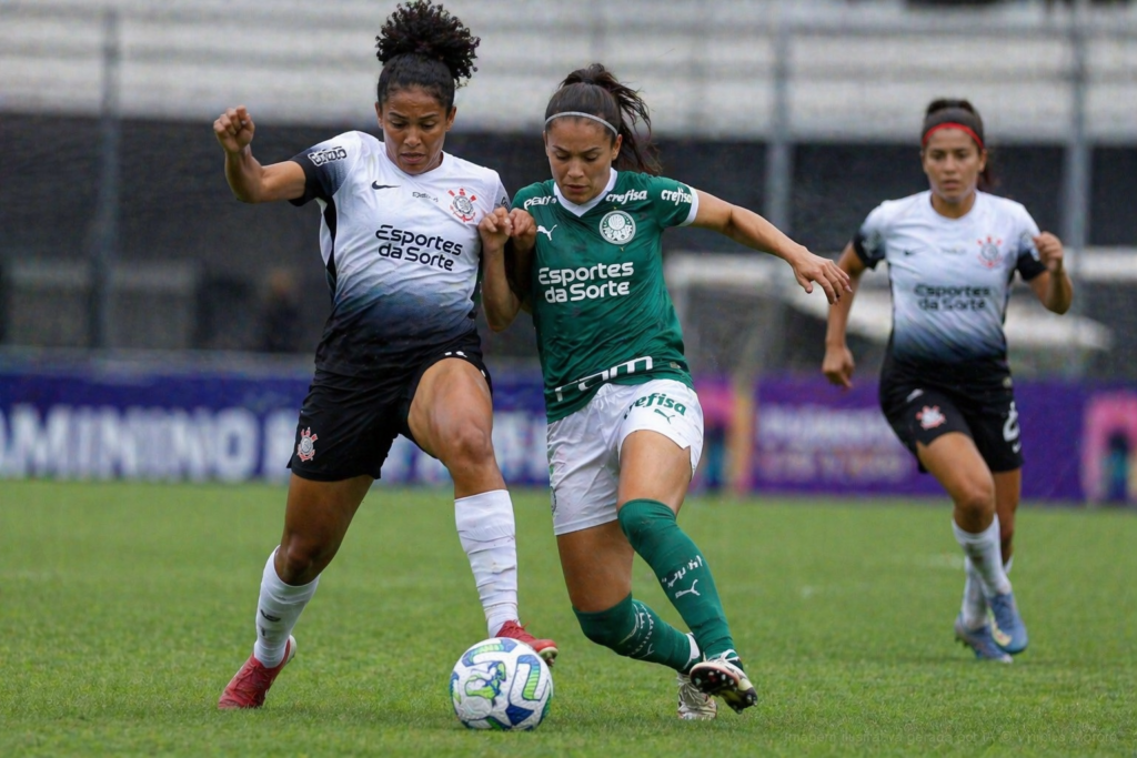 Palmeiras vence fluminense fora de casa no Brasileiro Feminino