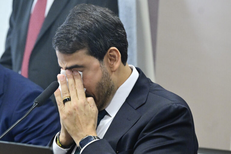 Em derrota histórica e inédita desde 1894, Senado rejeita a indicação de Jorge Messias para o STF e impõe golpe político ao governo Lula